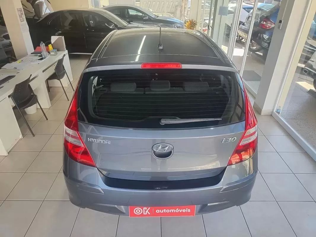 hyundai-i30-2011-diesel-1582cc