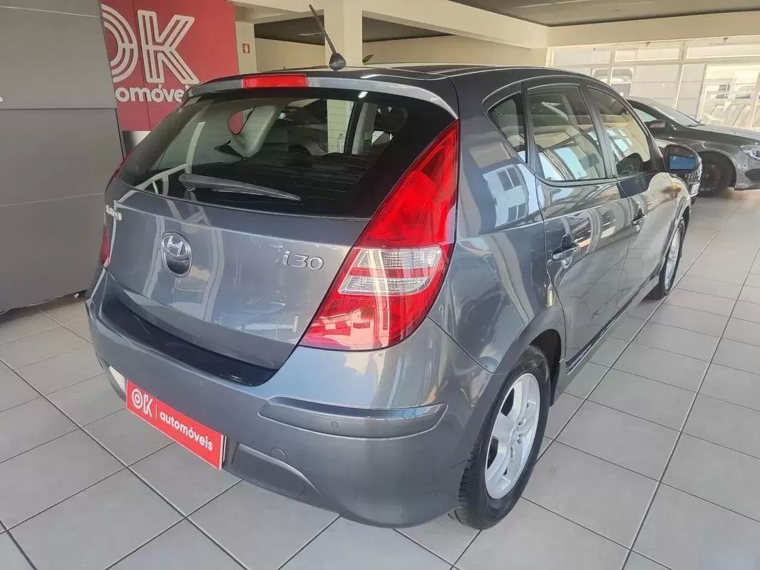 hyundai-i30-2011-diesel-1582cc