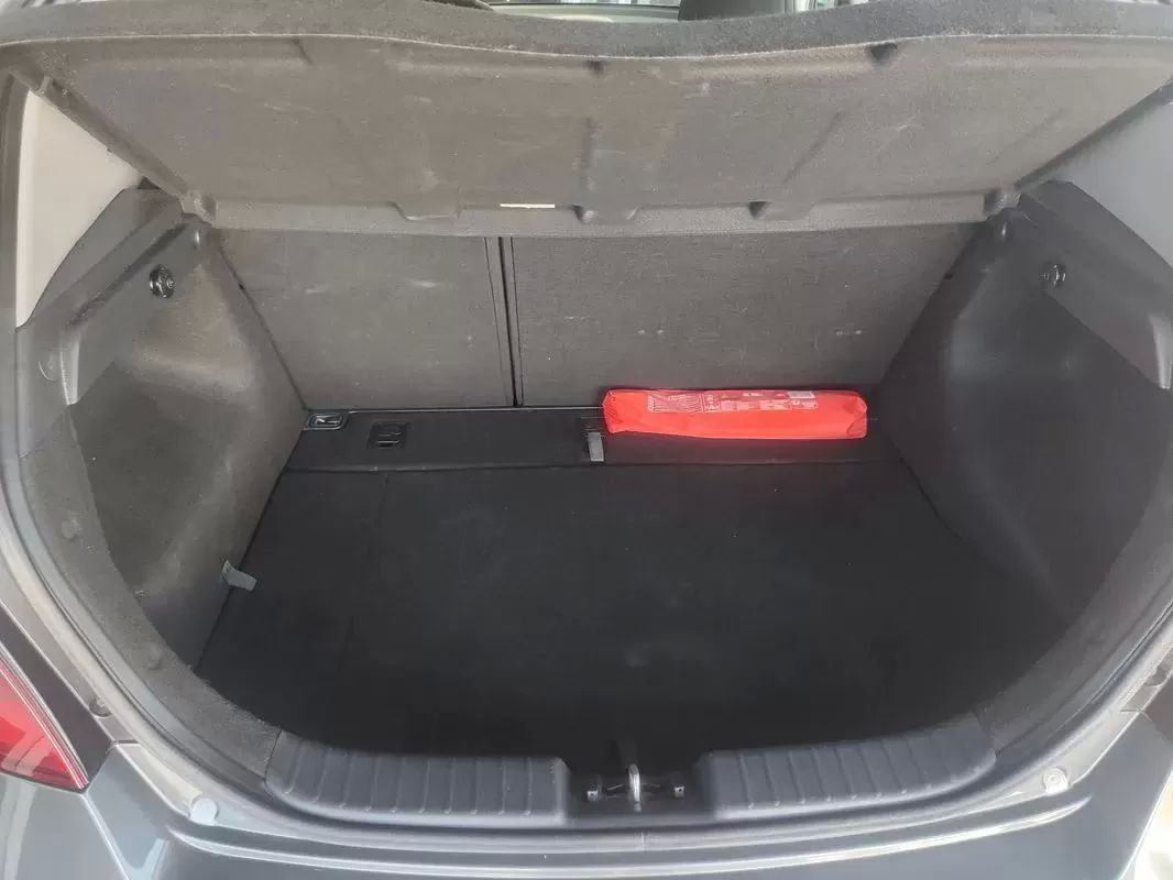 hyundai-i30-2011-diesel-1582cc