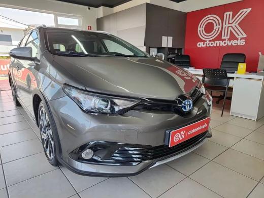 toyota-auris-touring-sports-2018-hibrido-a-gasolina-1798cc