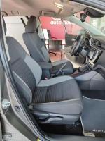 toyota-auris-touring-sports-2018-hibrido-a-gasolina-1798cc