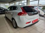 volvo-v40-2013-diesel-1560cc