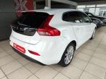 volvo-v40-2013-diesel-1560cc