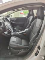 volvo-v40-2013-diesel-1560cc