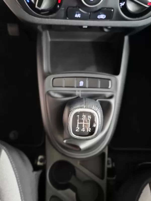 hyundai-i10-2021-gasolina-998cc
