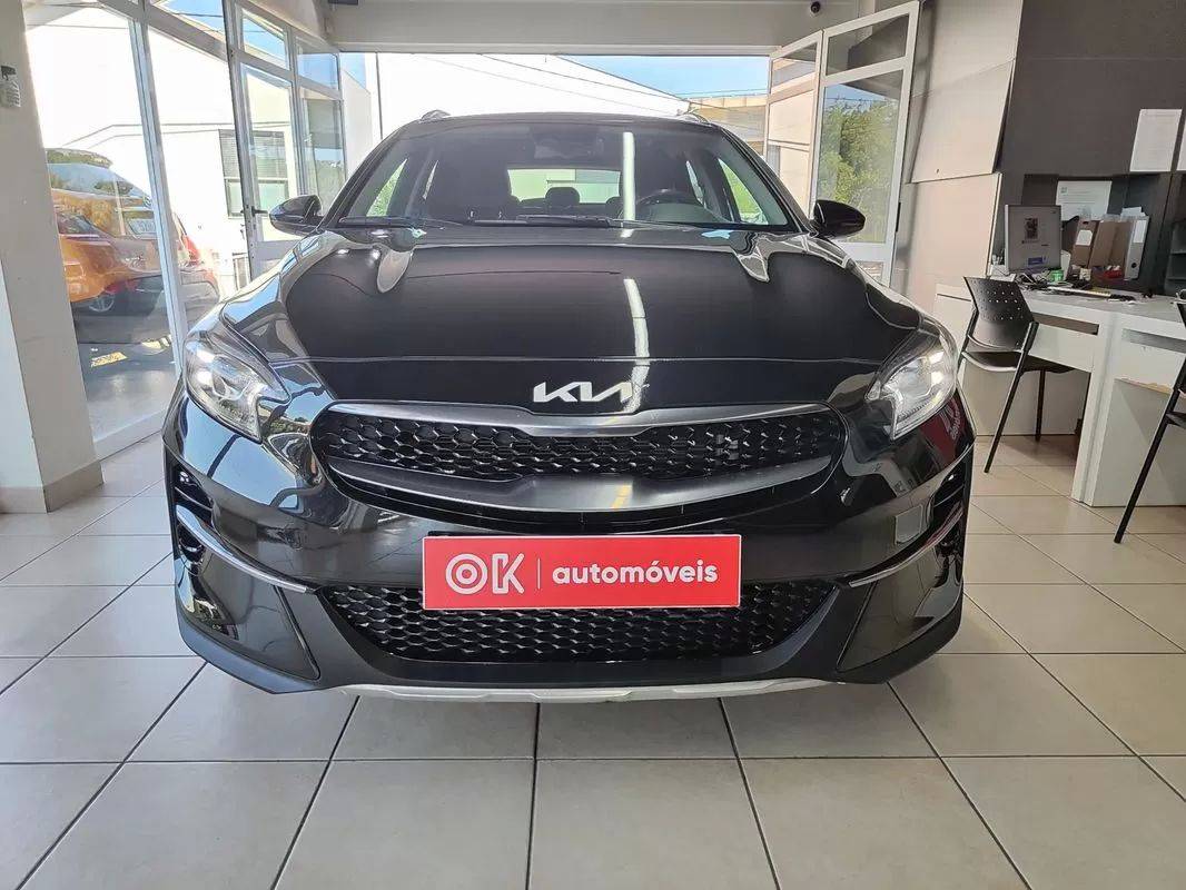 kia-xceed-2022-gasolina-998cc