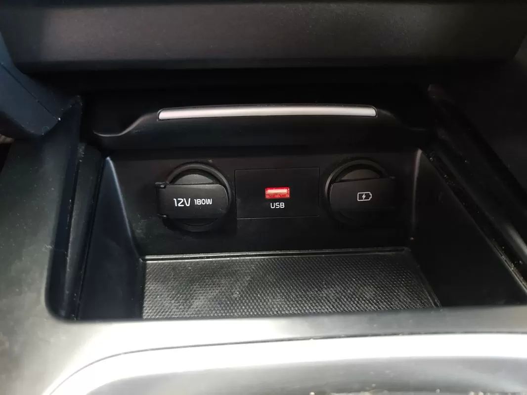 kia-xceed-2022-gasolina-998cc