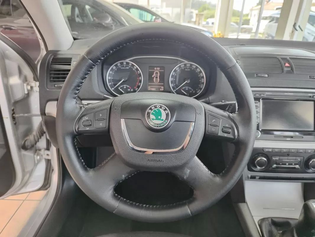 skoda-octavia-break-2009-diesel-1968cc