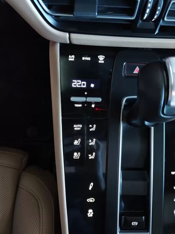 porsche-macan-2024-gasolina-1984cc