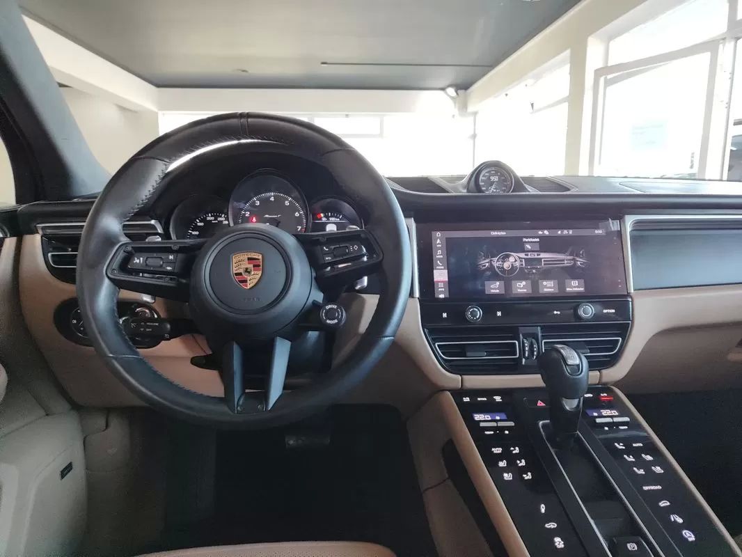 porsche-macan-2024-gasolina-1984cc