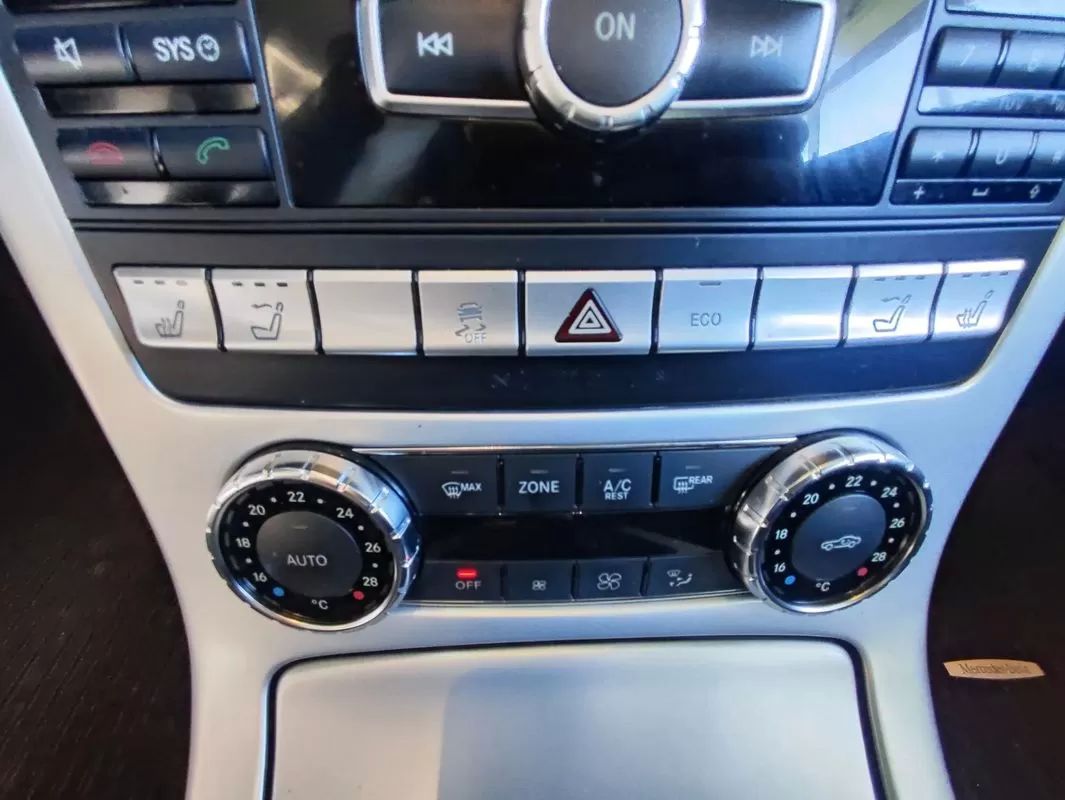 mercedes-benz-slk-2012-diesel-2143cc