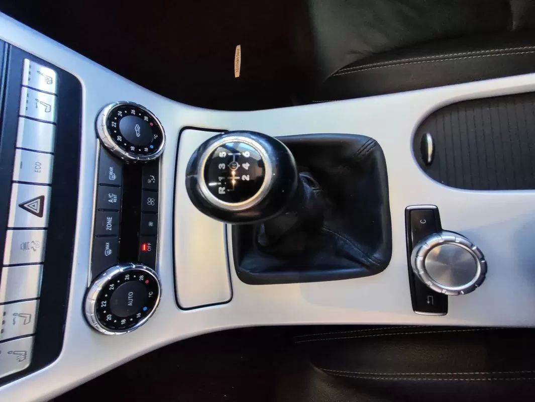 mercedes-benz-slk-2012-diesel-2143cc