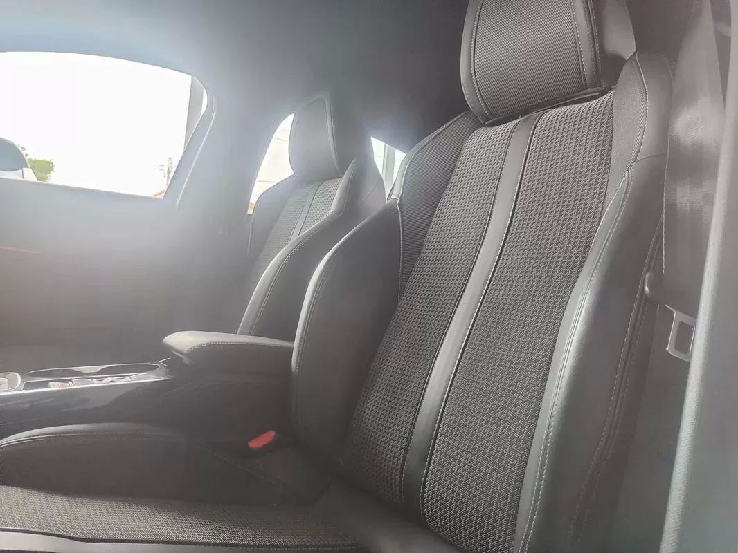 peugeot-208-2020-gasolina-1199cc