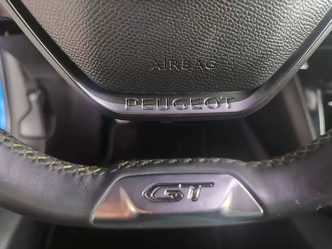 peugeot-208-2020-gasolina-1199cc