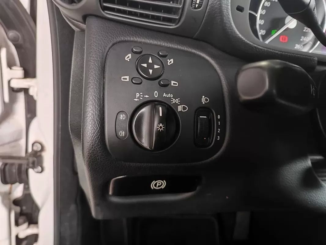 mercedes-benz-clc-2010-gasolina-1796cc