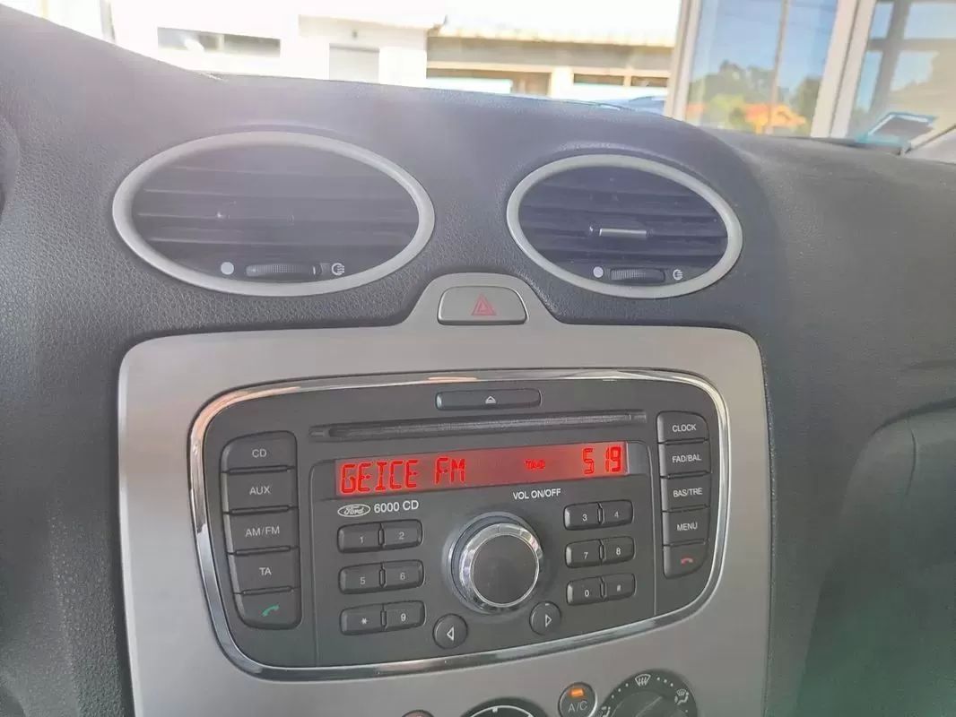 ford-focus-2011-diesel-1560cc