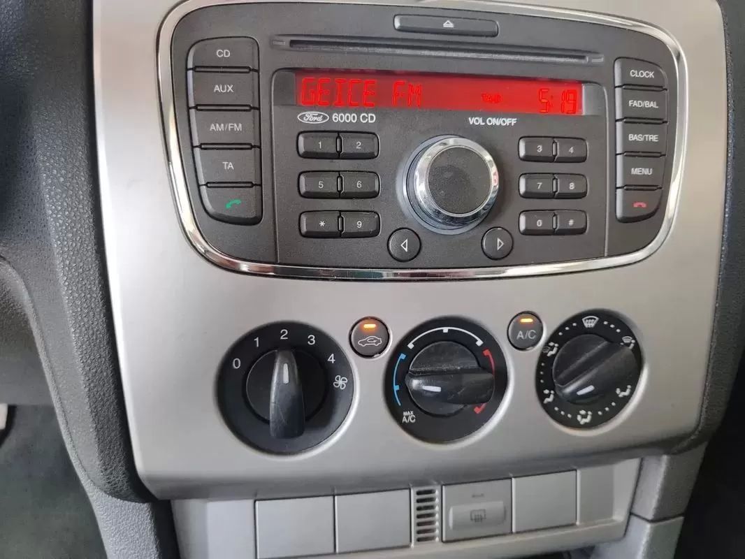 ford-focus-2011-diesel-1560cc
