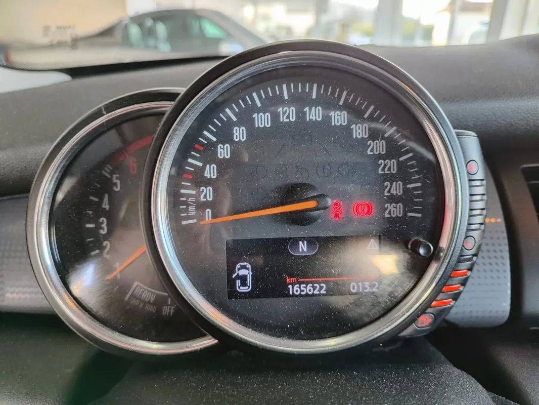 mini-cooper-d-2014-diesel-1496cc