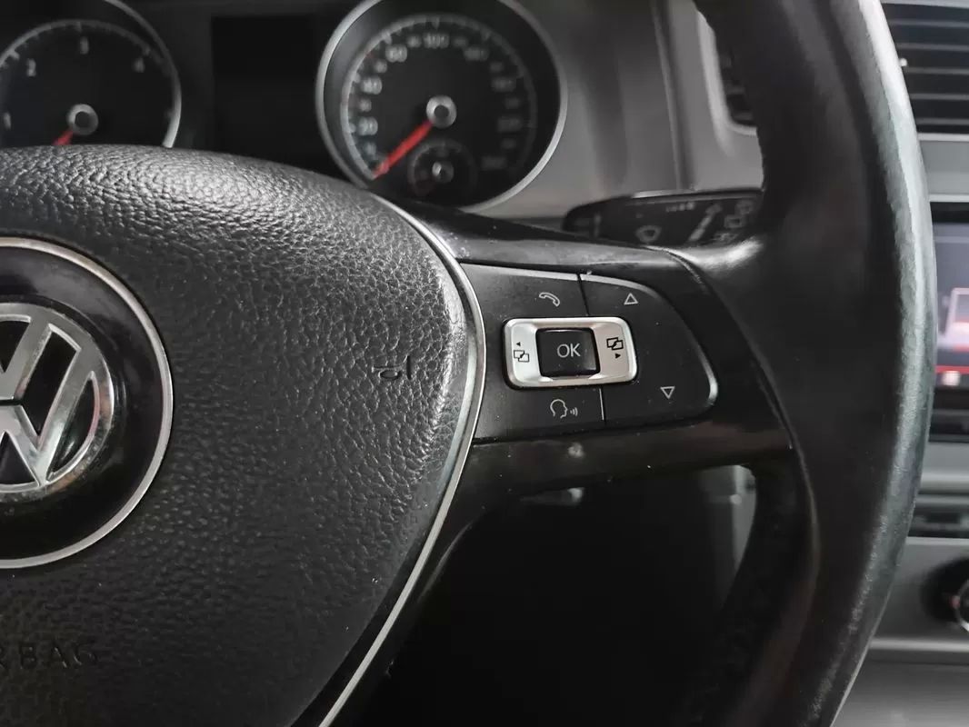 volkswagen-golf-2013-diesel-1598cc