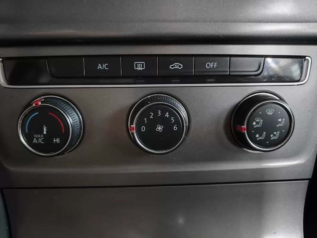 volkswagen-golf-2013-diesel-1598cc