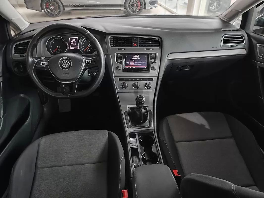 volkswagen-golf-2013-diesel-1598cc