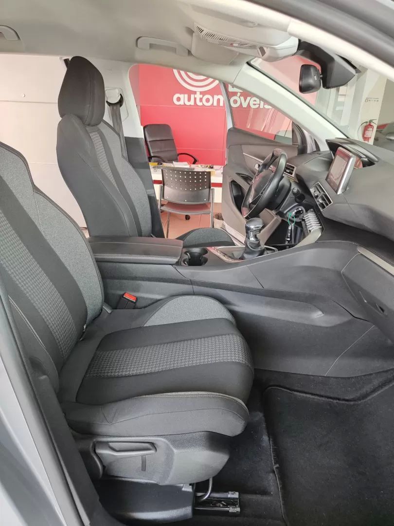 peugeot-3008-2018-diesel-1499cc