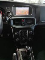 volvo-v40-2019-diesel-1969cc