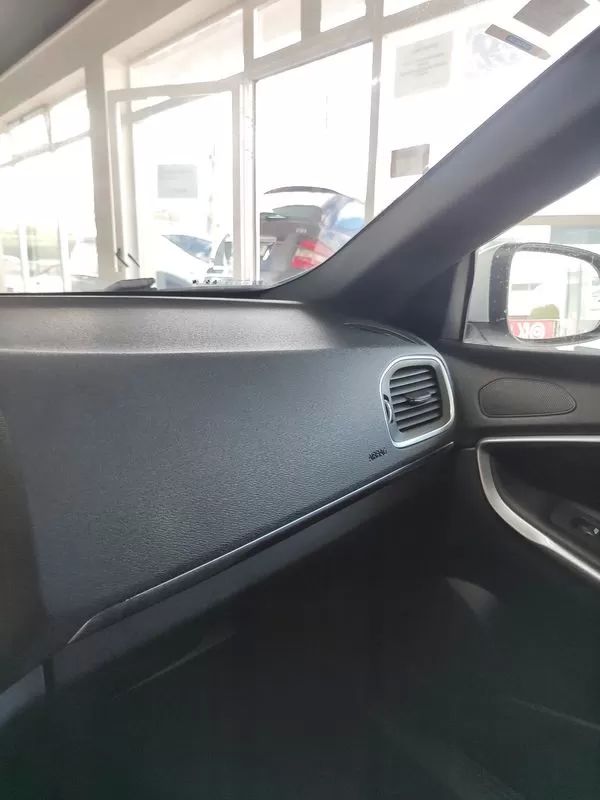 volvo-v40-2019-diesel-1969cc