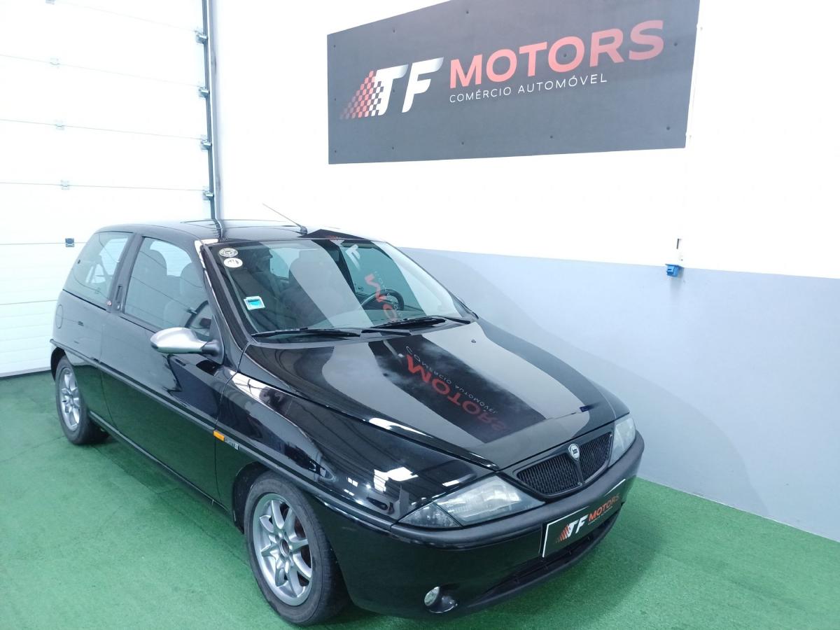 lancia-y-1998-gasolina-1242cc