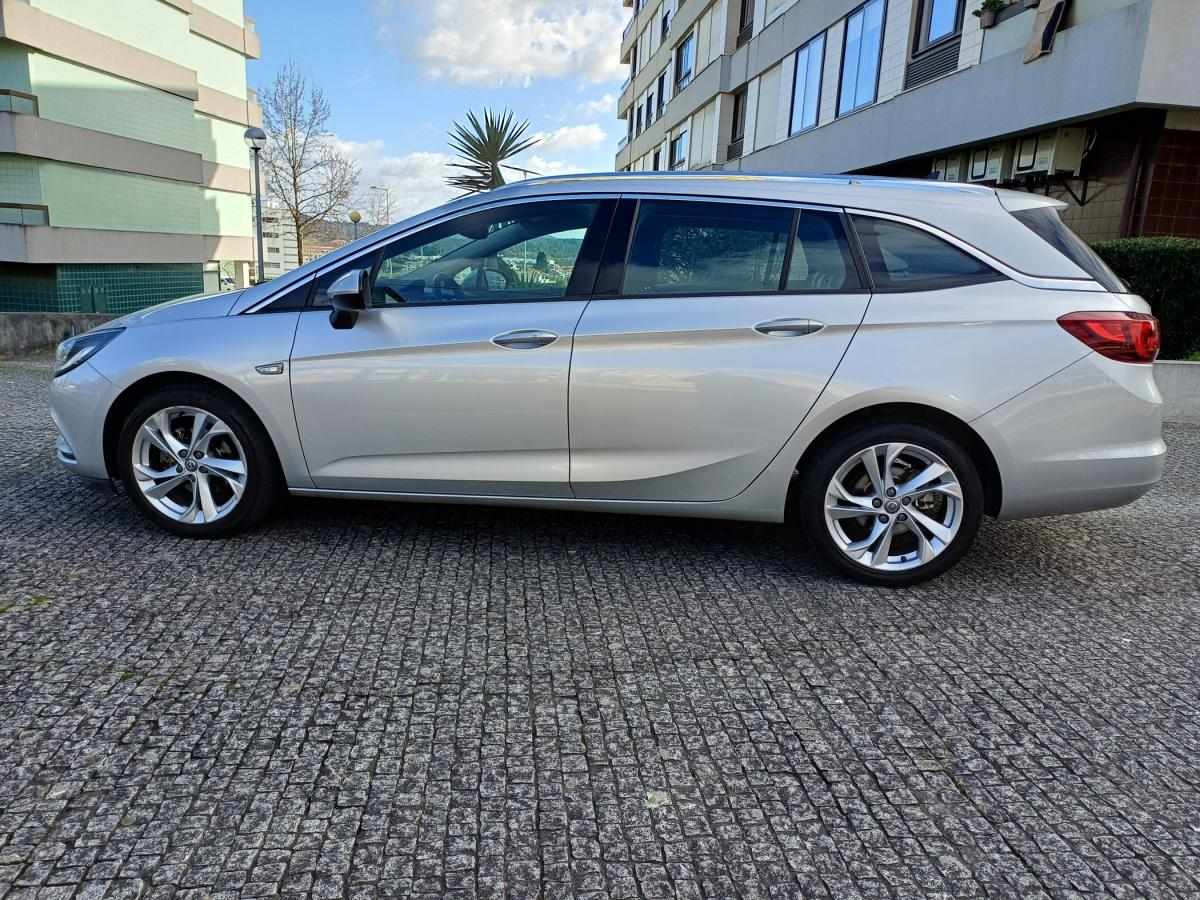 opel-astra-sport-tourer-2019-diesel-1598cc