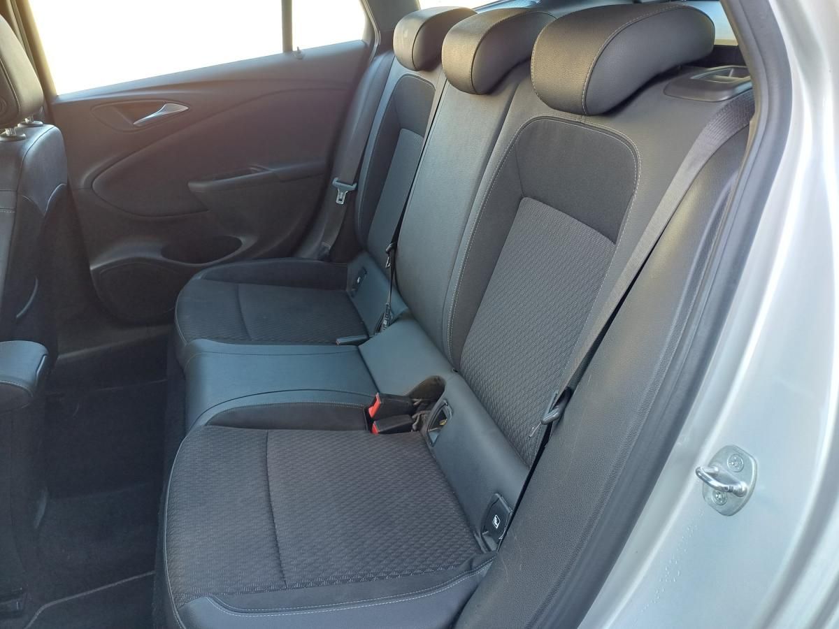 opel-astra-sport-tourer-2019-diesel-1598cc