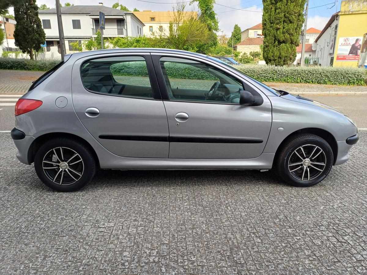 peugeot-206-2001-gasolina-1124cc