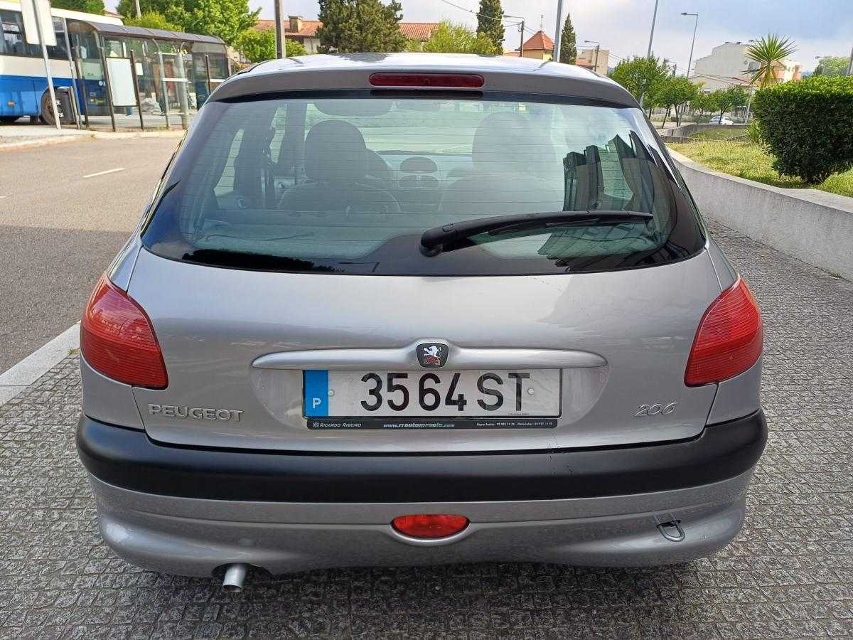 peugeot-206-2001-gasolina-1124cc