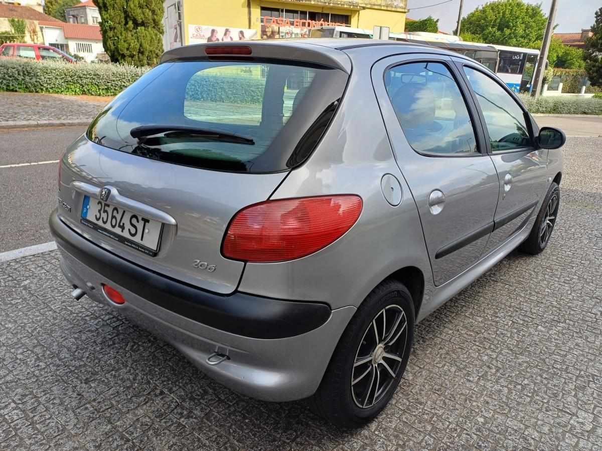 peugeot-206-2001-gasolina-1124cc