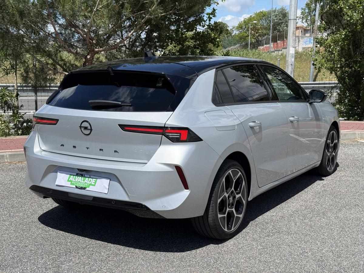 opel-astra-2023-gasolina-1199cc