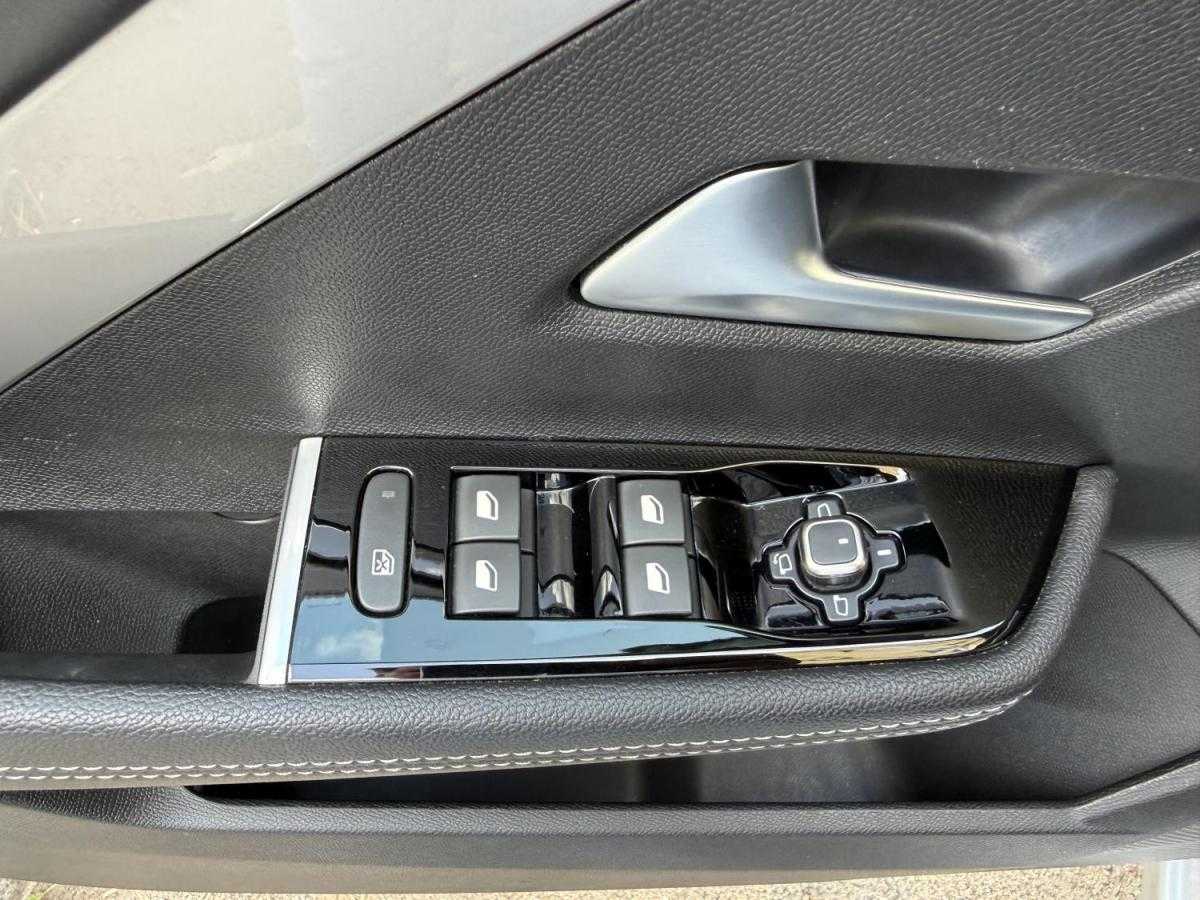 opel-astra-2023-gasolina-1199cc