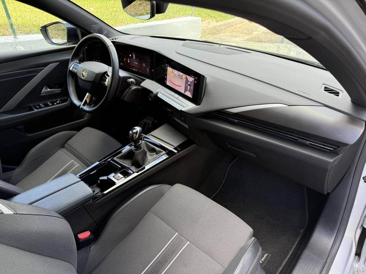 opel-astra-2023-gasolina-1199cc