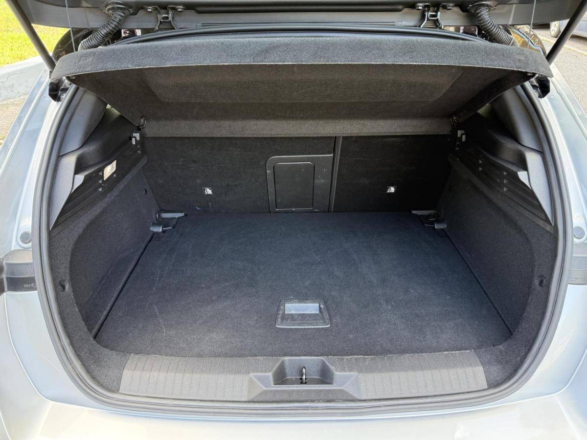 opel-astra-2023-gasolina-1199cc