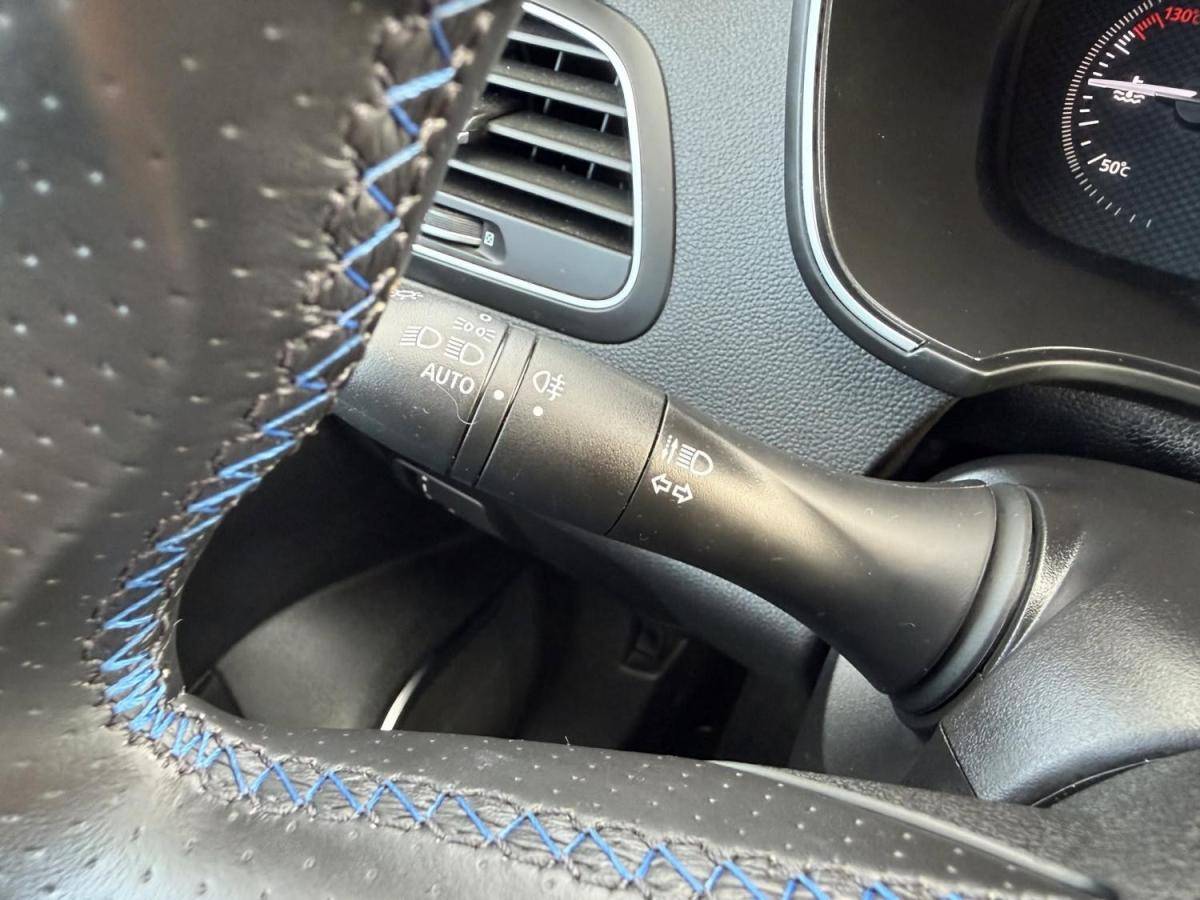 renault-megane-sport-tourer-2019-gasolina-1332cc