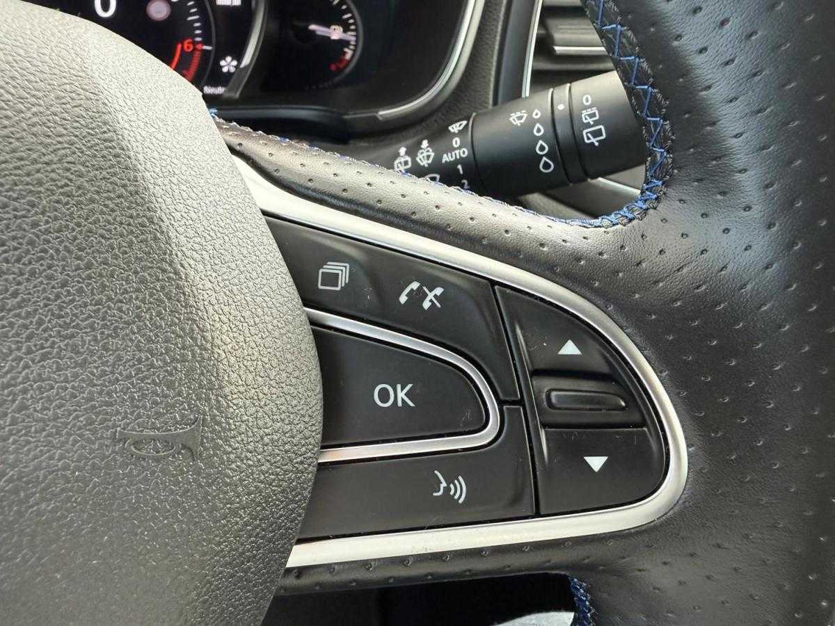 renault-megane-sport-tourer-2019-gasolina-1332cc