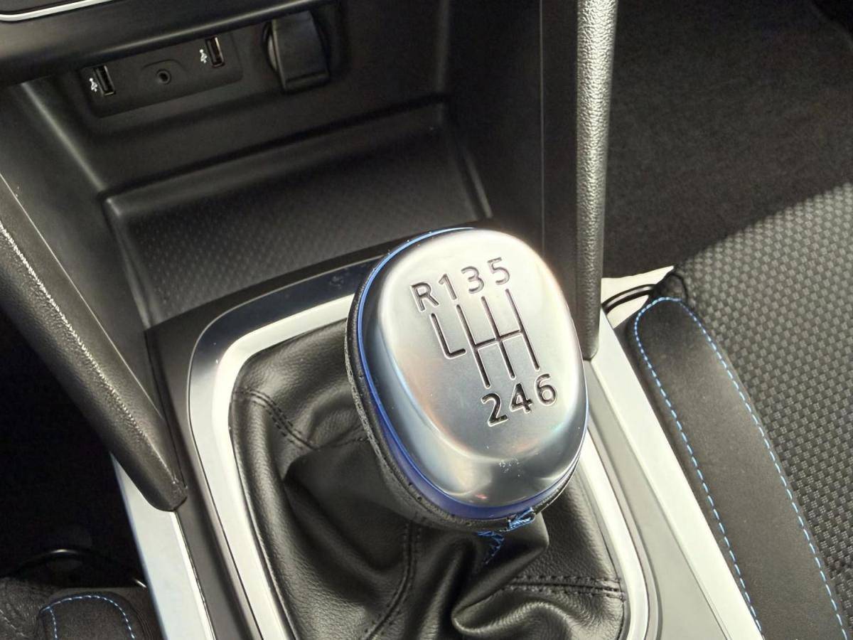 renault-megane-sport-tourer-2019-gasolina-1332cc