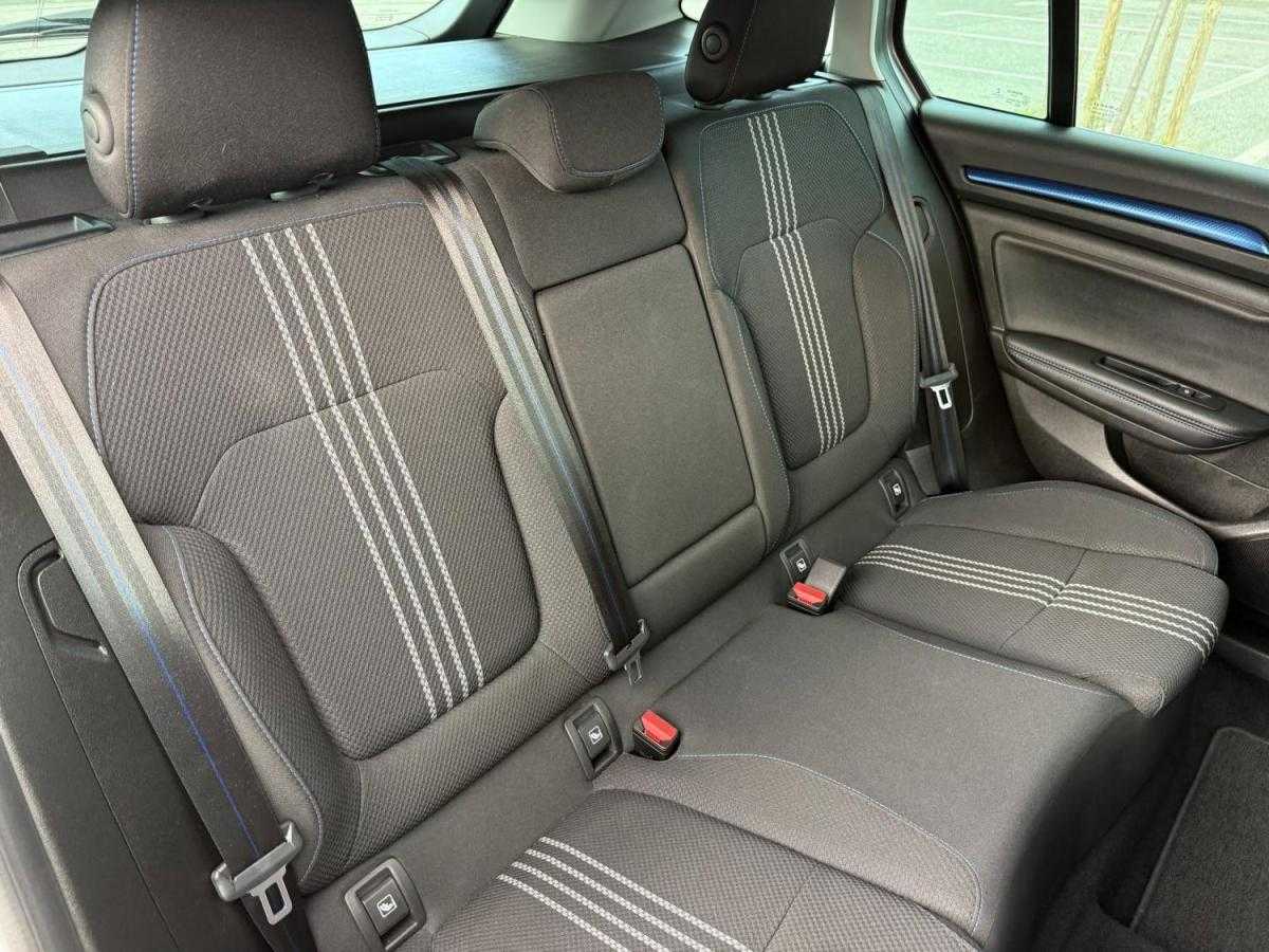 renault-megane-sport-tourer-2019-gasolina-1332cc