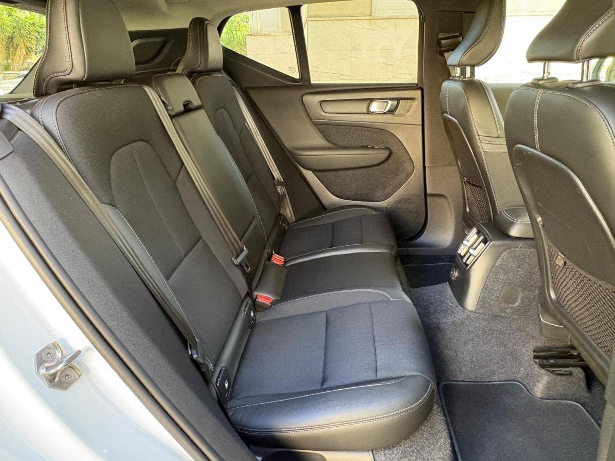 volvo-xc40-2020-hibrido-a-gasolina-1477cc