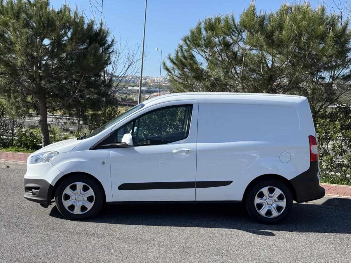 ford-transit-2018-diesel-1499cc