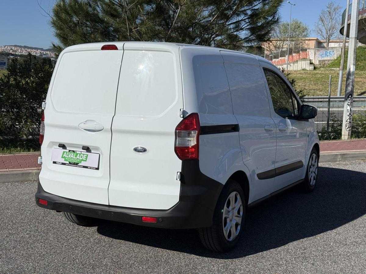 ford-transit-2018-diesel-1499cc