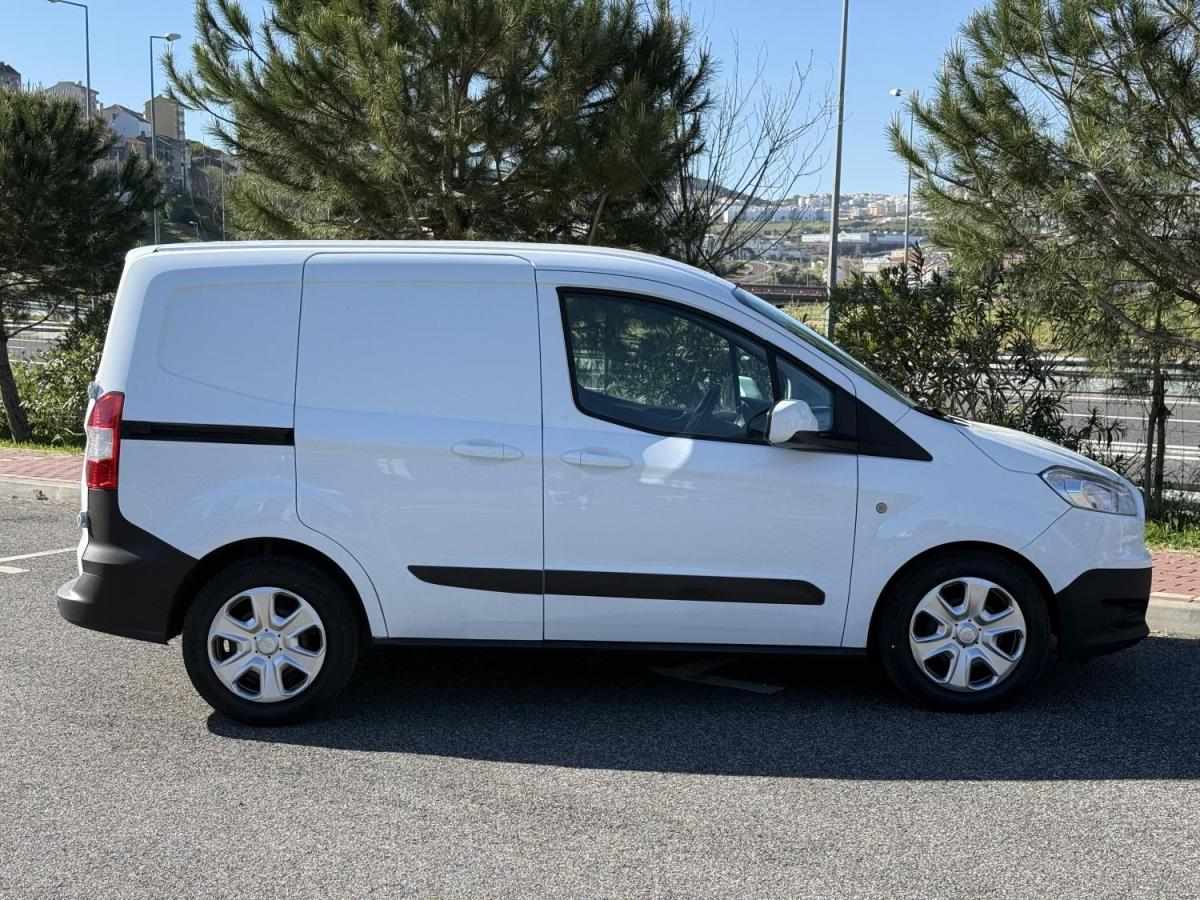 ford-transit-2018-diesel-1499cc