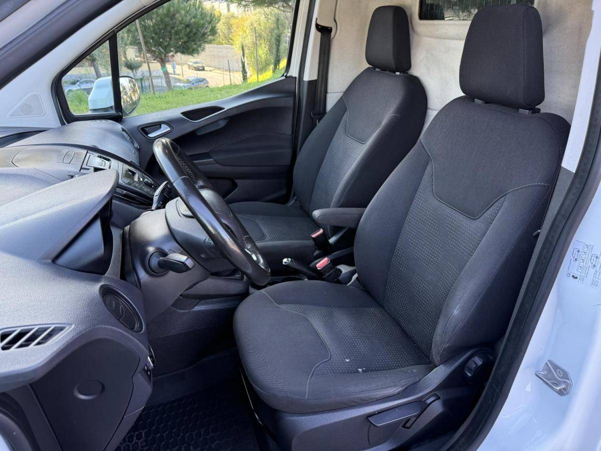 ford-transit-2018-diesel-1499cc