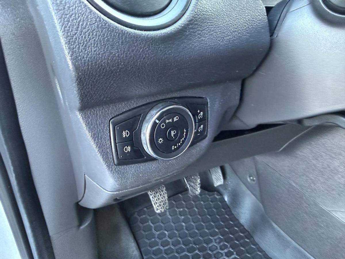 ford-transit-2018-diesel-1499cc