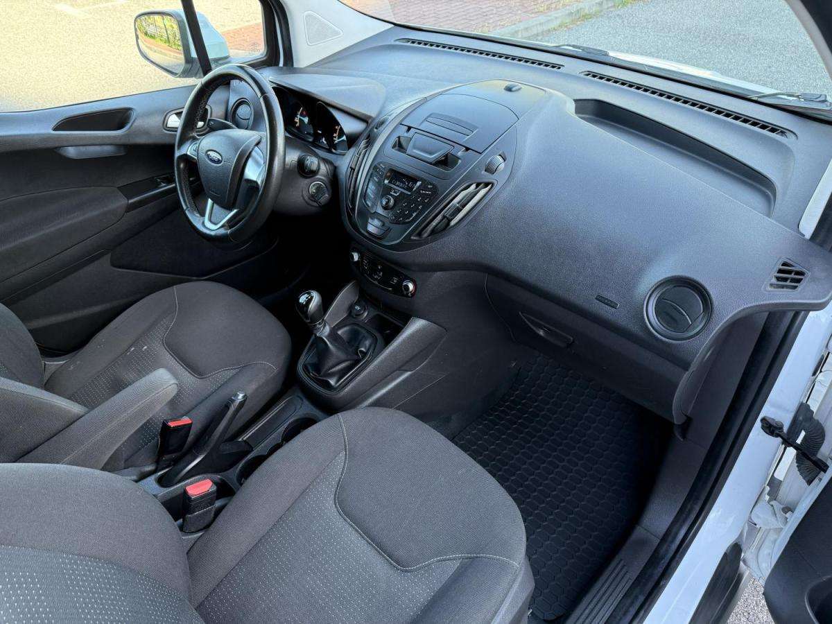 ford-transit-2018-diesel-1499cc