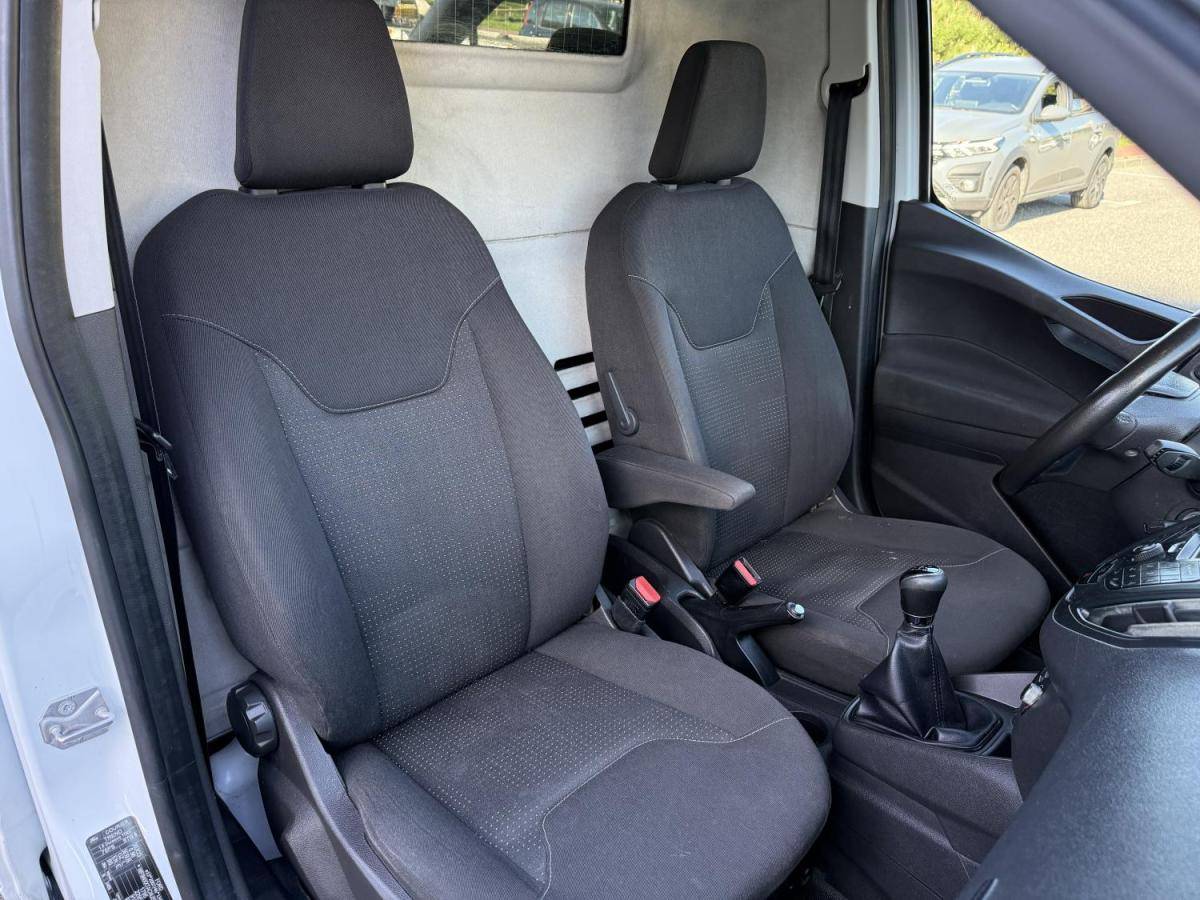 ford-transit-2018-diesel-1499cc